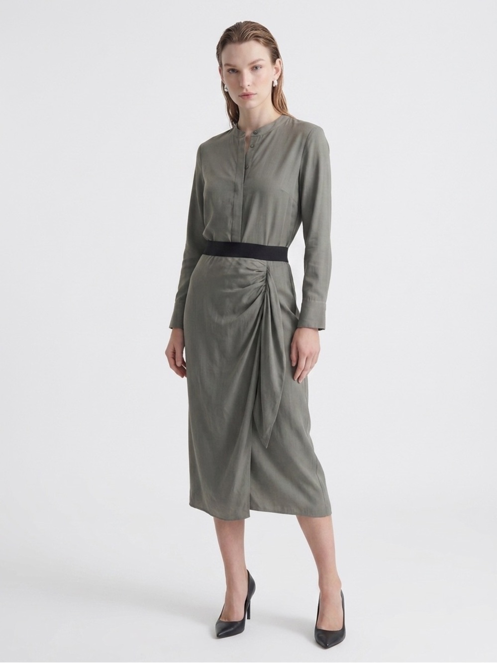BCBGMaxAzria Gray 3/4 Sleeve Dress size M